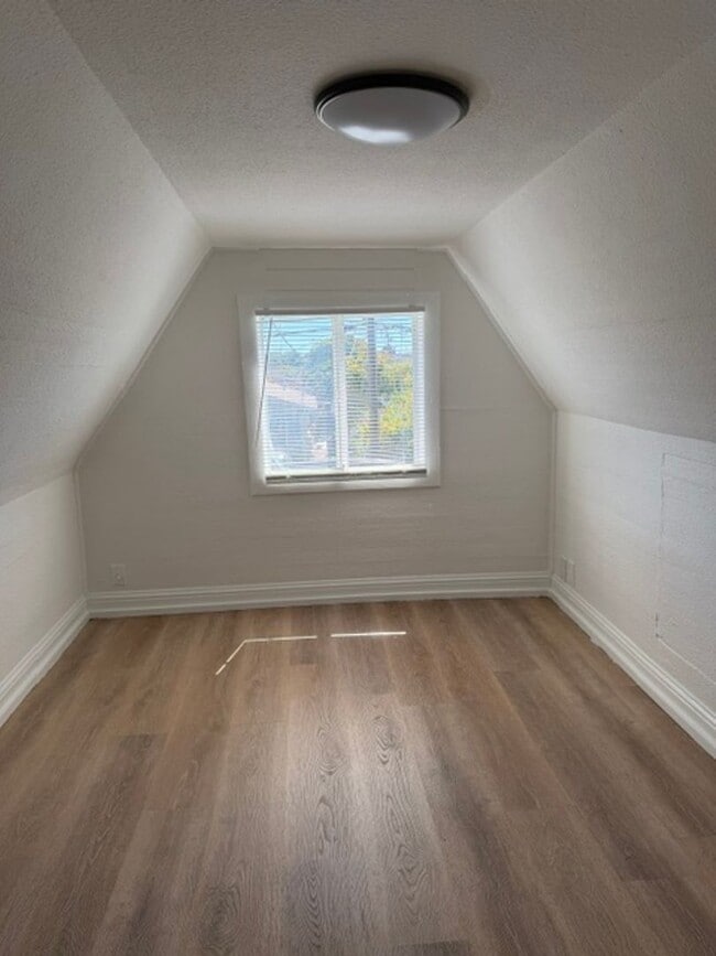 Foto del edificio - 2329 Humboldt Ave