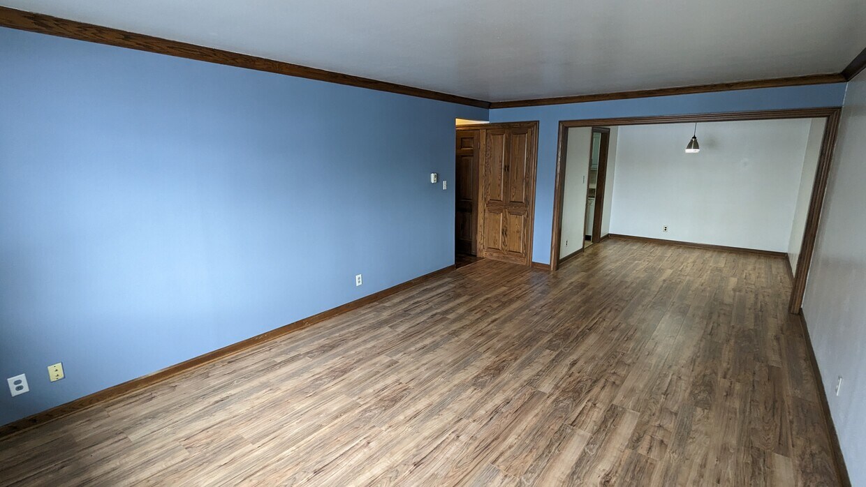 11100 W Janesville Rd Unit 204, Hales Corners, WI 53130 Condo for