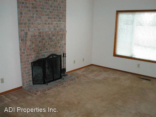 Building Photo - 3 br, 2.5 bath House - 16490 NW Paisley Dr.