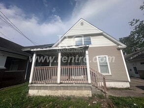 Building Photo - 512 N Griffin St