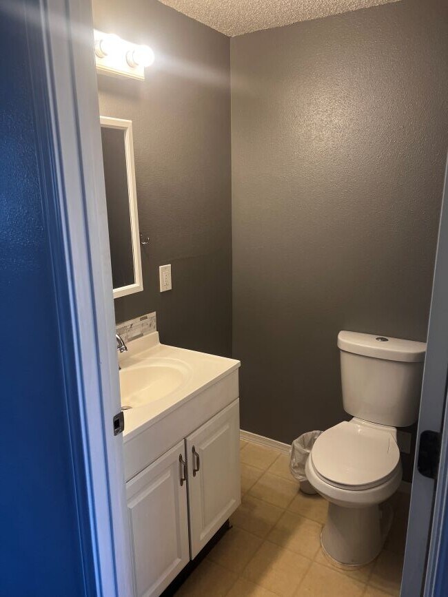 Foto del edificio - 1040 Bonnie Brae St