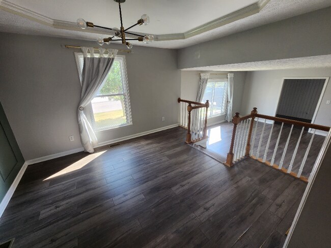 Building Photo - 6414 Streeter Dr