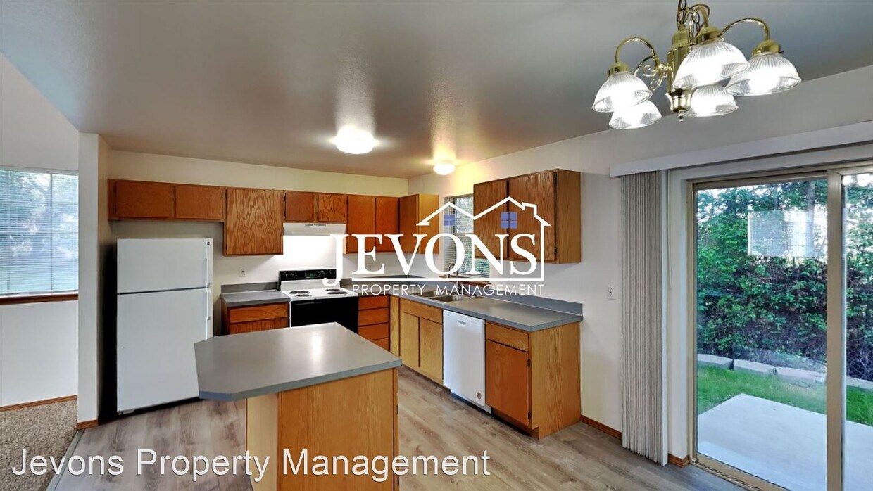 Primary Photo - 3 br, 2 bath House - 617 Jamie Dr