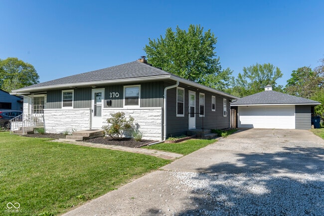 Building Photo - 370 N Bazil Ave