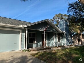Building Photo - 51 Concord Dr