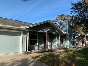 Building Photo - 51 Concord Dr