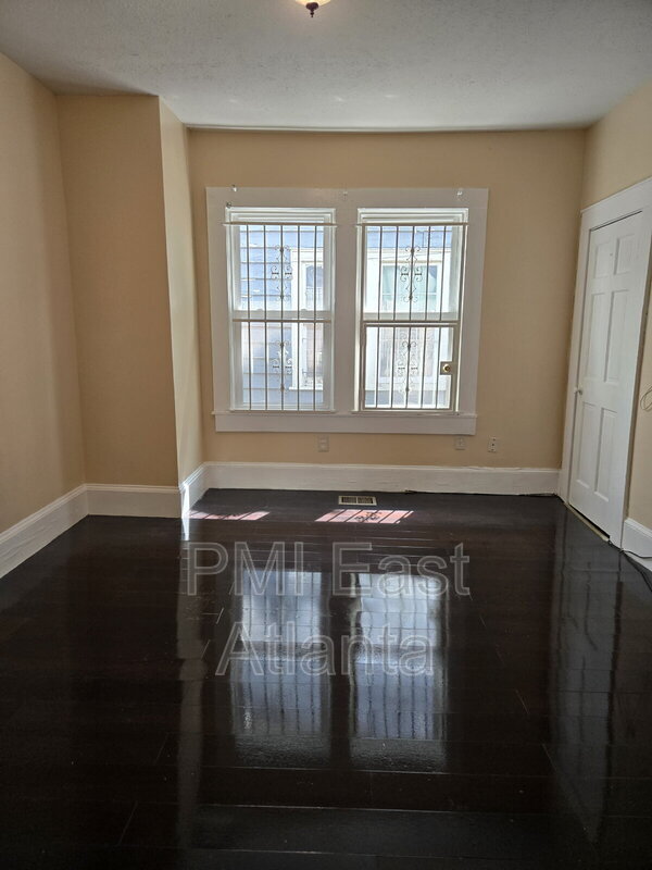 Foto del edificio - 272 Joseph E. Lowery Blvd NW