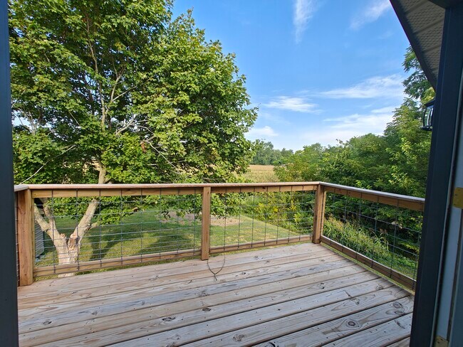 Foto del edificio - 1689 N Knightstown Rd