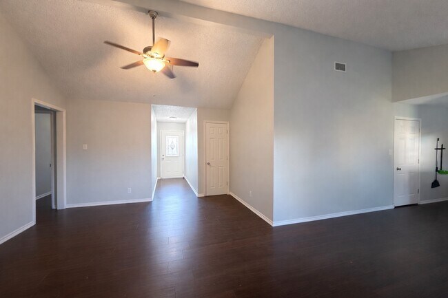 Foto del edificio - 2714 33rd Ave N