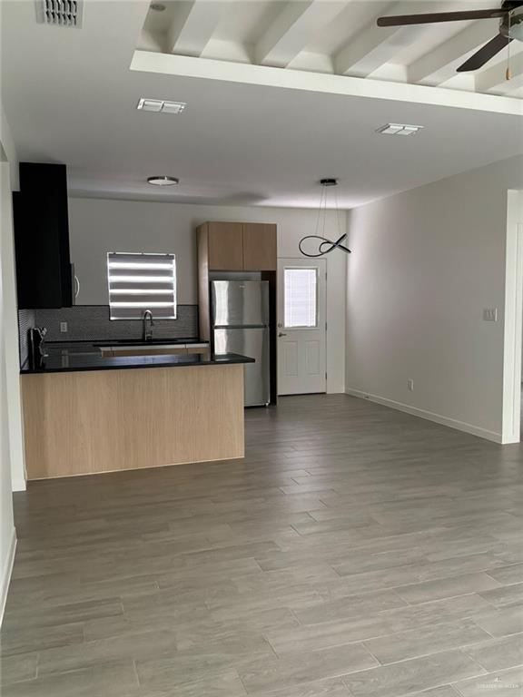 Foto del edificio - 16 Ventura Ave