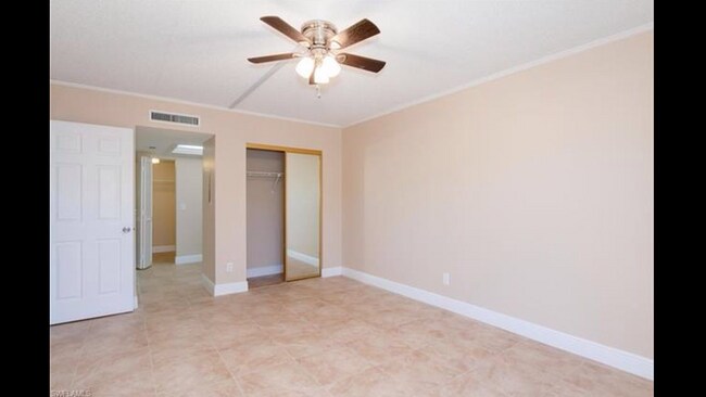 Master bedroom - 12471 McGregor Blvd