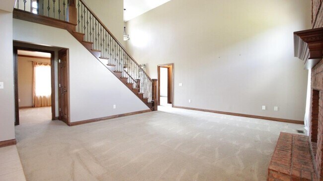 Foto del edificio - 11418 Tweedsmuir Run