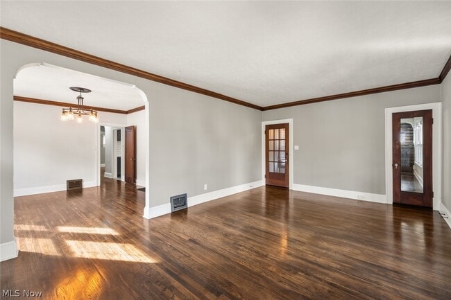 Foto del edificio - 14521 Garfield Ave