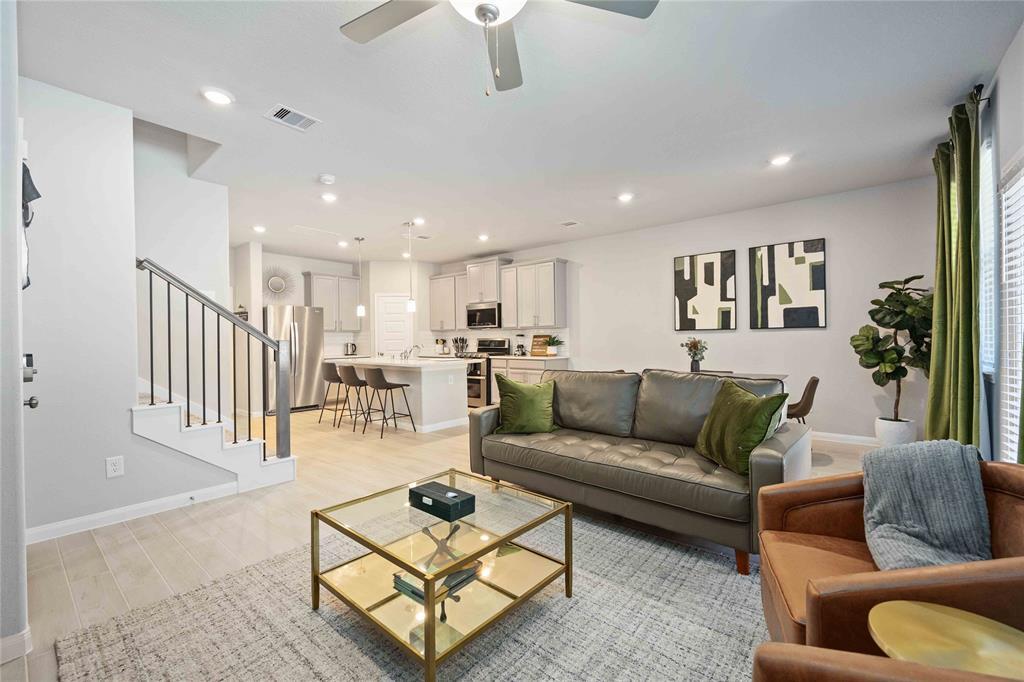 Foto principal - 16106 Oregon Oak Dr