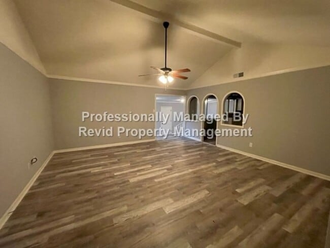 Building Photo - Spacious 3 Bedroom Home in Raleigh!