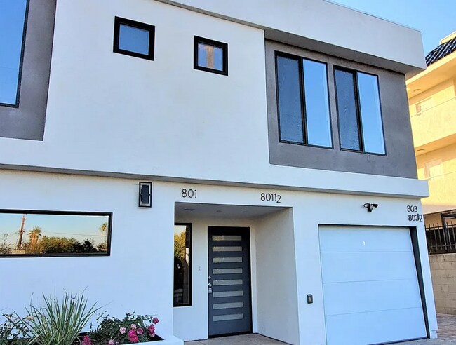 Foto del edificio - 803 N Kingsley Dr