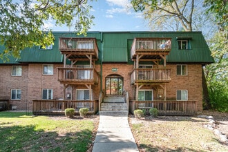 Building Photo - 1994 Tall Oaks Dr