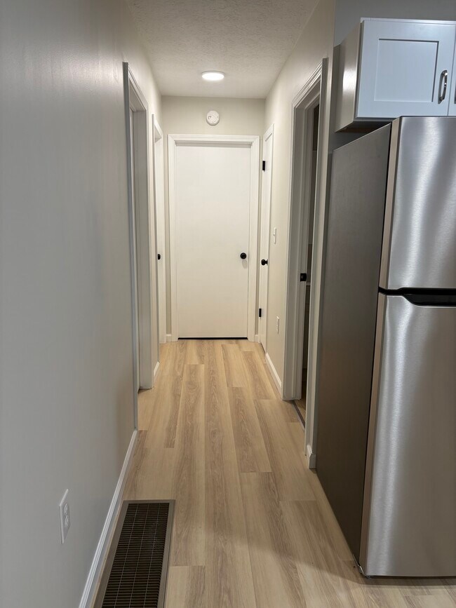 Foto del edificio - 275 W 10th St