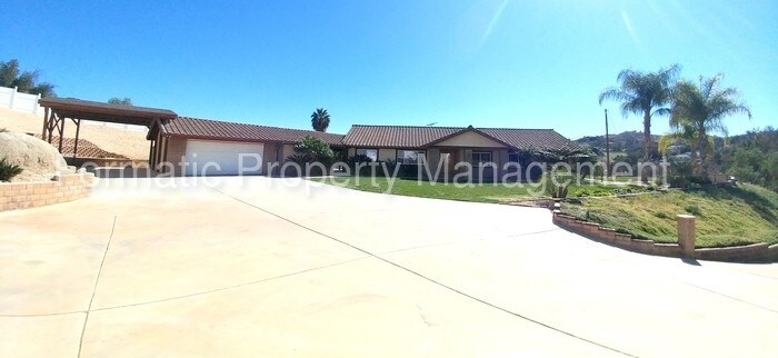 Primary Photo - 16976 Mockingbird Canyon Rd