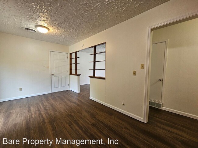 Building Photo - 3 br, 1 bath House - 912 Barbour Avenue