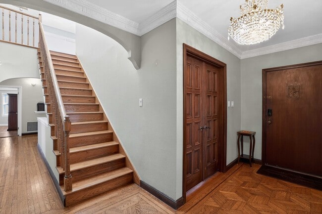 Foto del edificio - 60 Goleta Ave