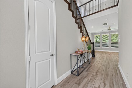 Building Photo - 51 Banbury Ct