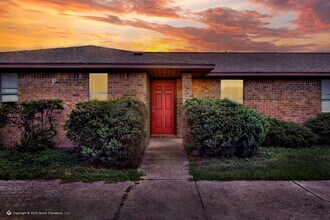 Building Photo - 2137 Cabernet Ct