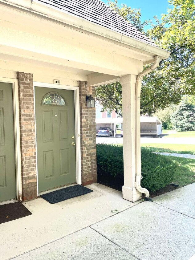 Primary Photo - 204 Maplewood Ct