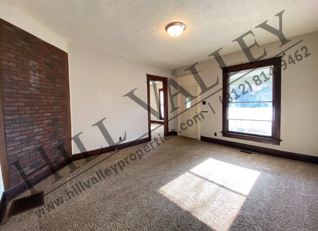 Building Photo - Three Bedroom Home