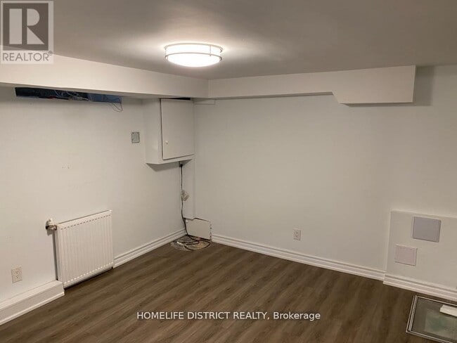 Building Photo - 135 Emerson Ave