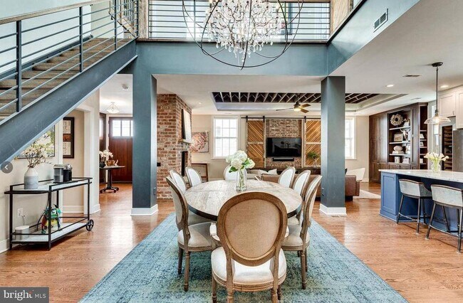 Foto del edificio - 1420 Paloma Way NW