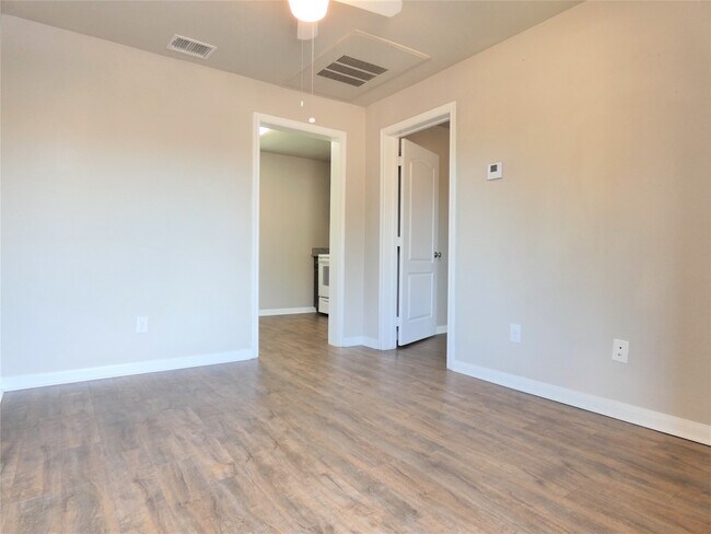 Foto del edificio - 507 Houston St