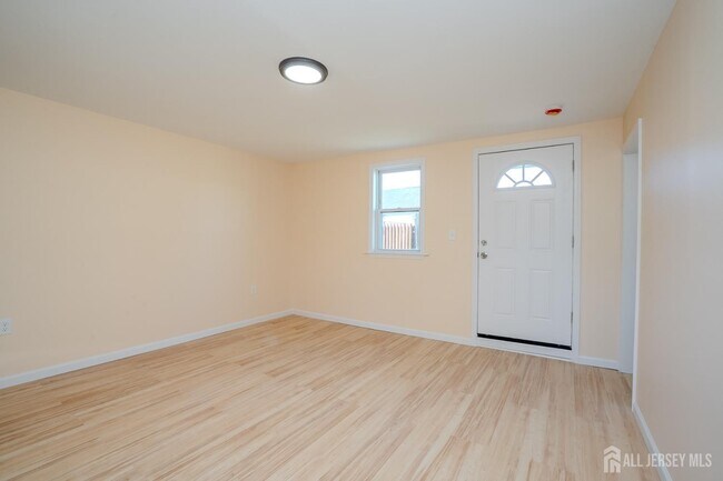 Foto del edificio - 3774 NJ-27