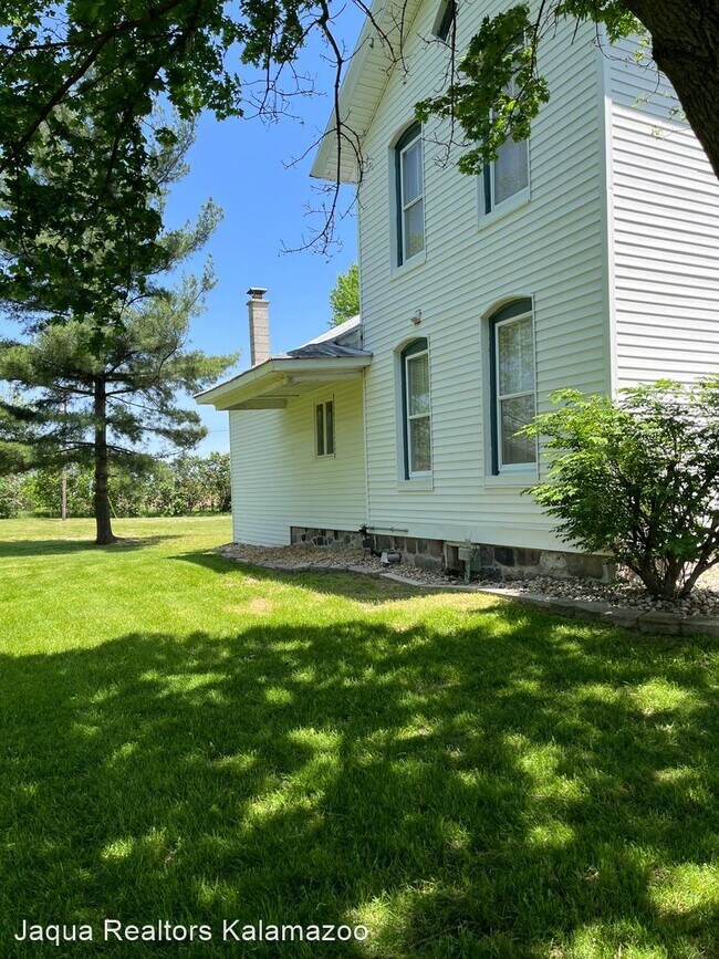 Building Photo - 4 br, 2 bath House - 20300 Marcellus Road