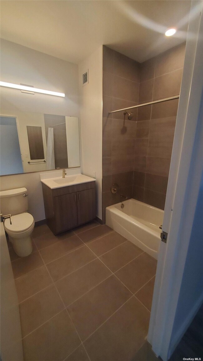 Foto del edificio - 700 Dickson St