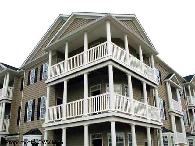 Foto principal - 2133 Suncrest Village