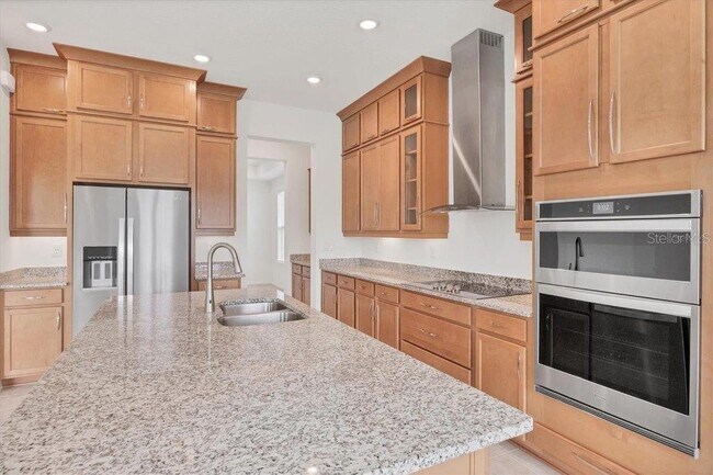 Building Photo - 7228 Great Egret Blvd
