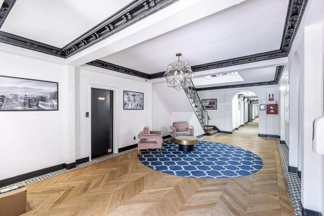 Interior Photo - Casa Real