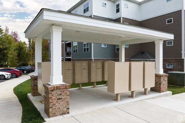 Building Photo - The Residences at Potomac Crest