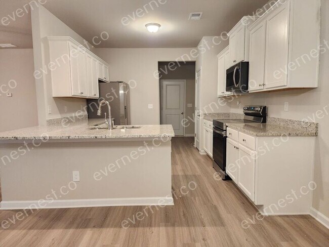 Foto del edificio - 7268 Laurel Way