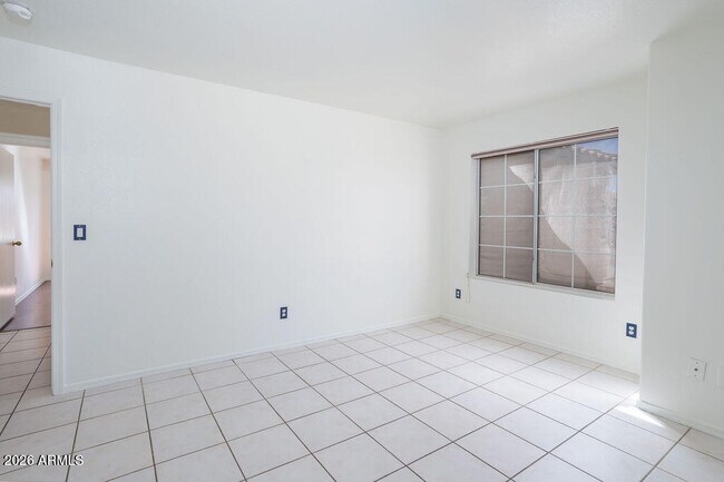 Foto del edificio - 19015 North 25th Pl