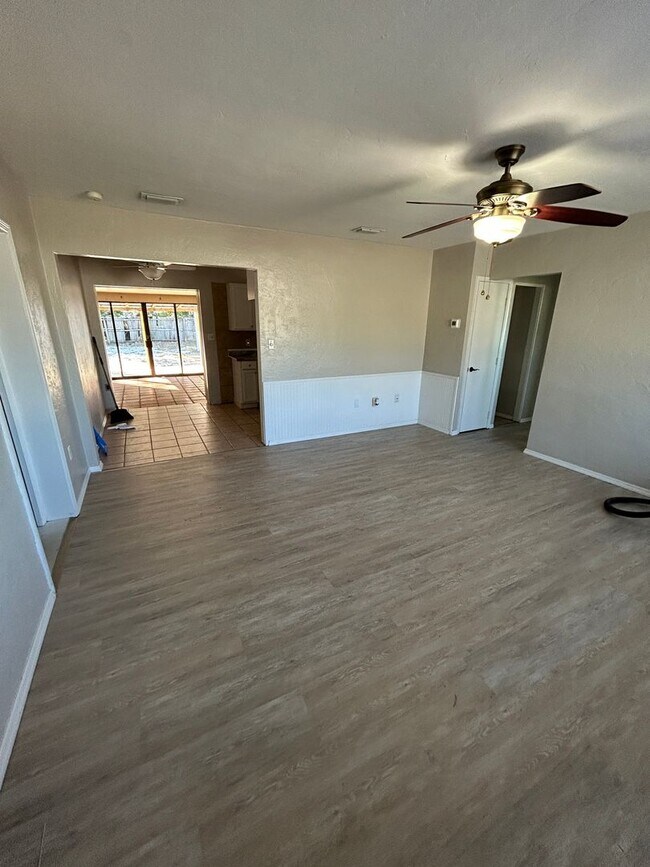 Foto del edificio - Single Family Home