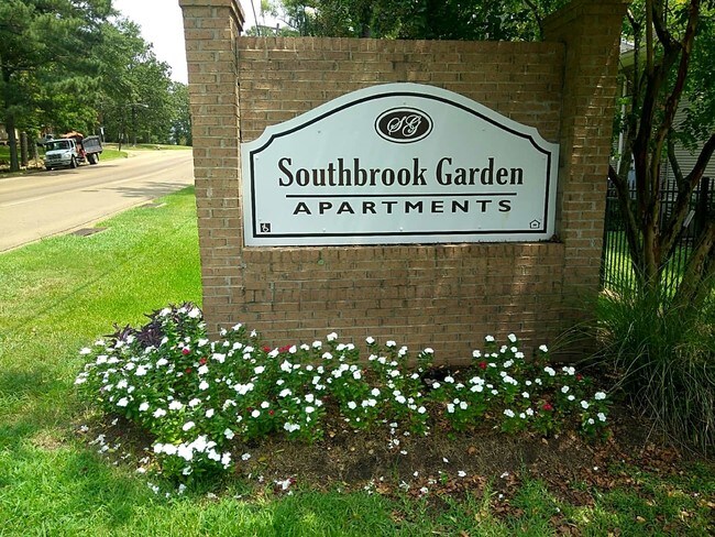 Foto del edificio - Southbrook Gardens Apartments