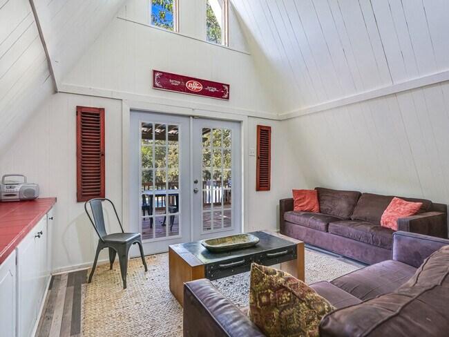 Foto del edificio - 1930 N Wheat Rd