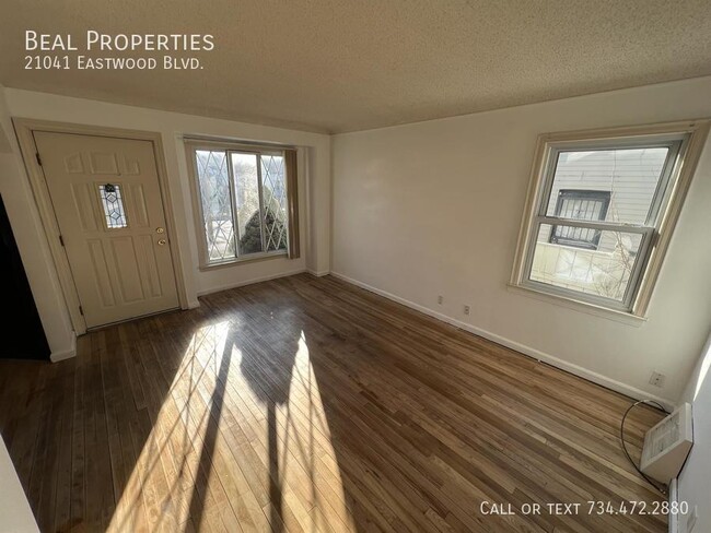 Building Photo - 21041 Eastwood Blvd