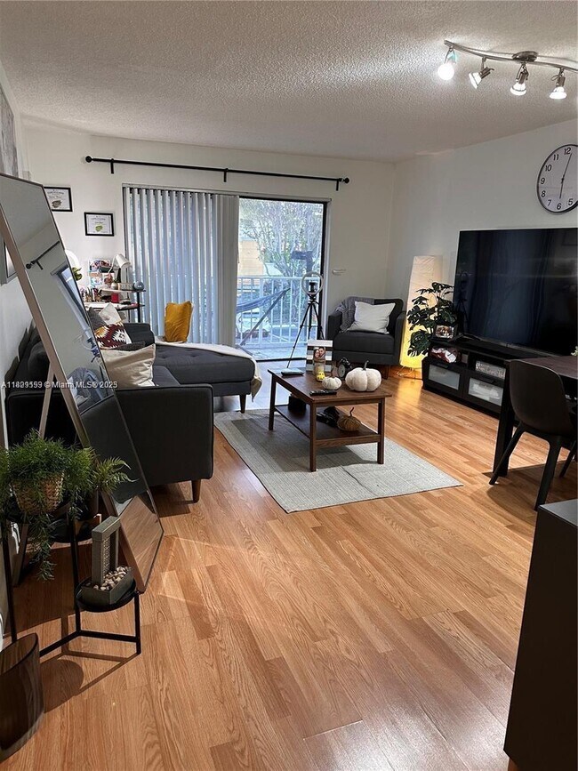 Foto del edificio - 9301 SW 92nd Ave