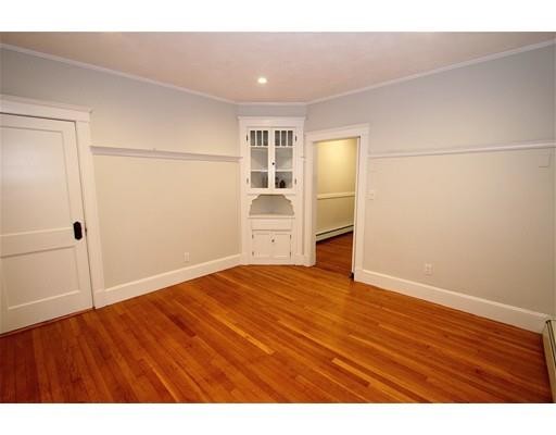 Building Photo - 18 Franconia St