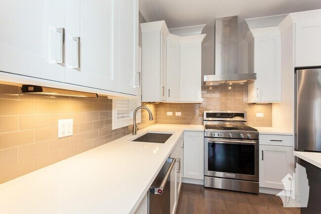 Foto del edificio - 878 W Lill Ave