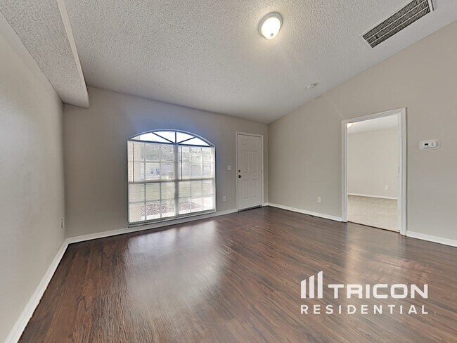 Foto del edificio - 3310 51st St N