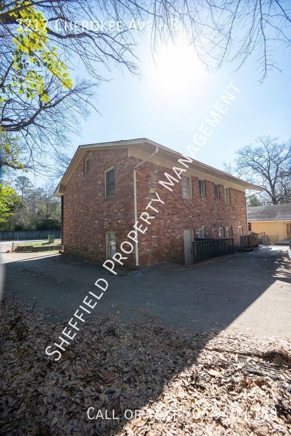 Foto del edificio - 3217 Cherokee Ave